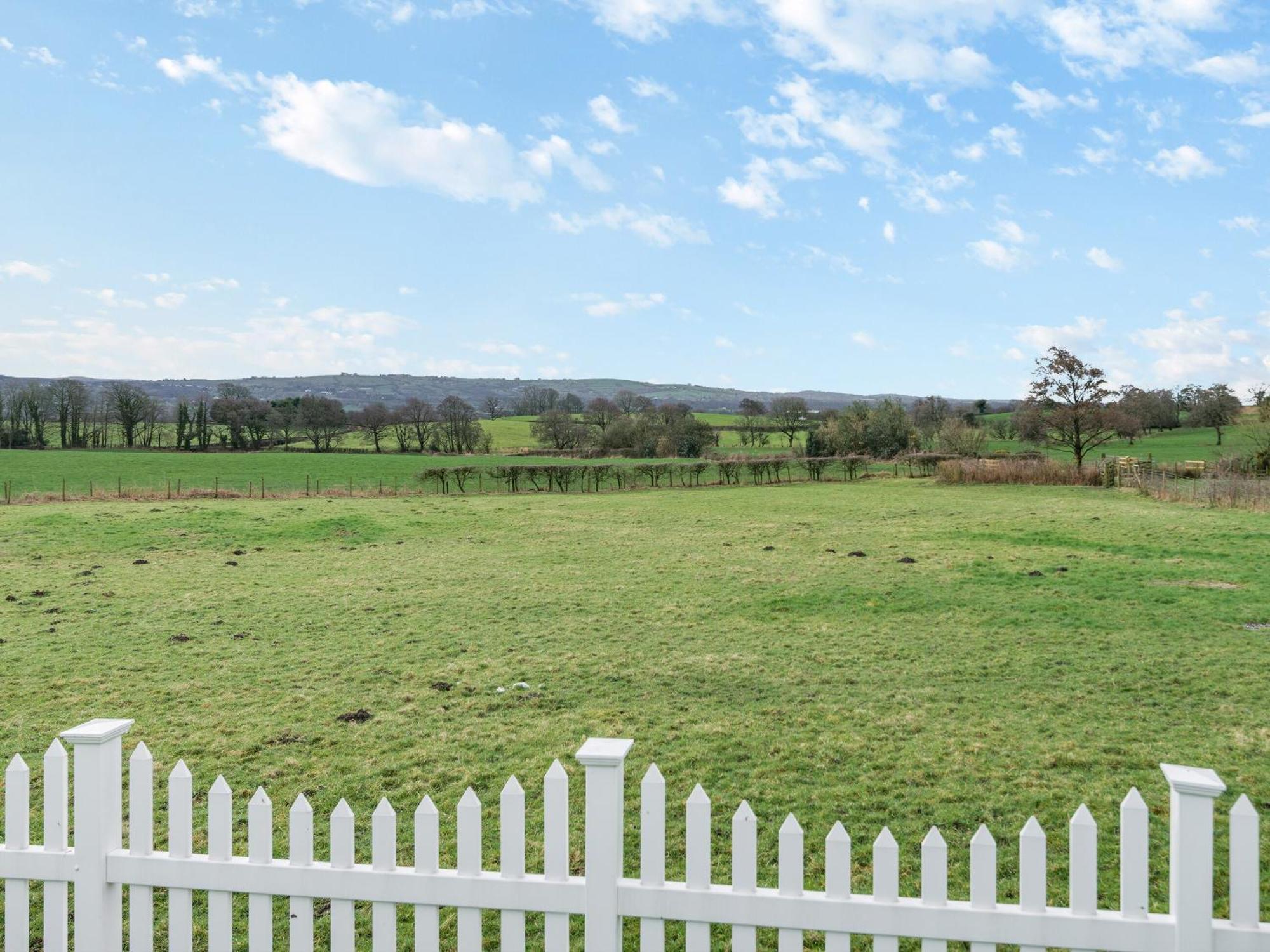 Shireburn Cottage Hurst Green  Экстерьер фото